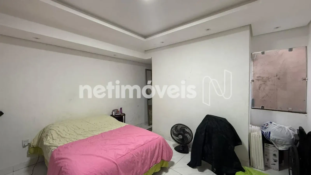 Casa para Venda com 4 quartos no bairro Carmelo