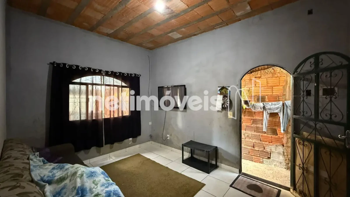 Casa para Venda com 4 quartos no bairro Carmelo