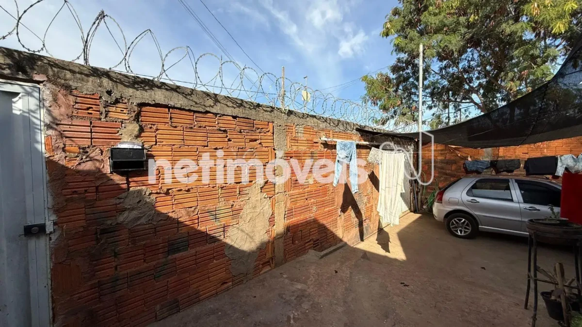 Casa para Venda com 4 quartos no bairro Carmelo