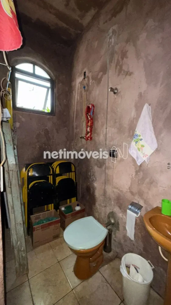 Casa para Venda com 4 quartos no bairro Carmelo