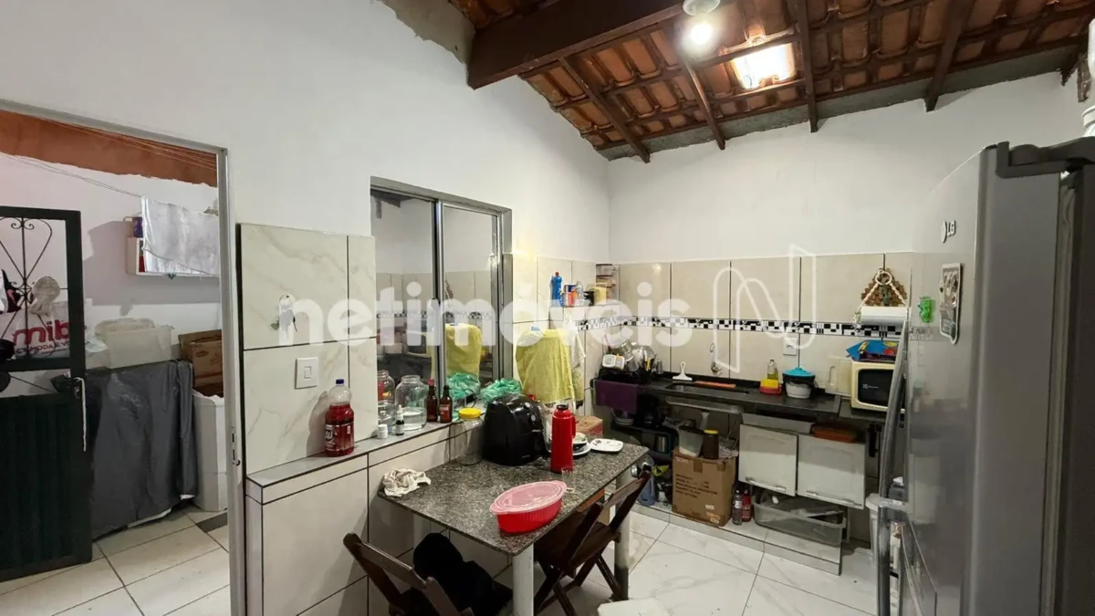 Casa para Venda com 4 quartos no bairro Carmelo