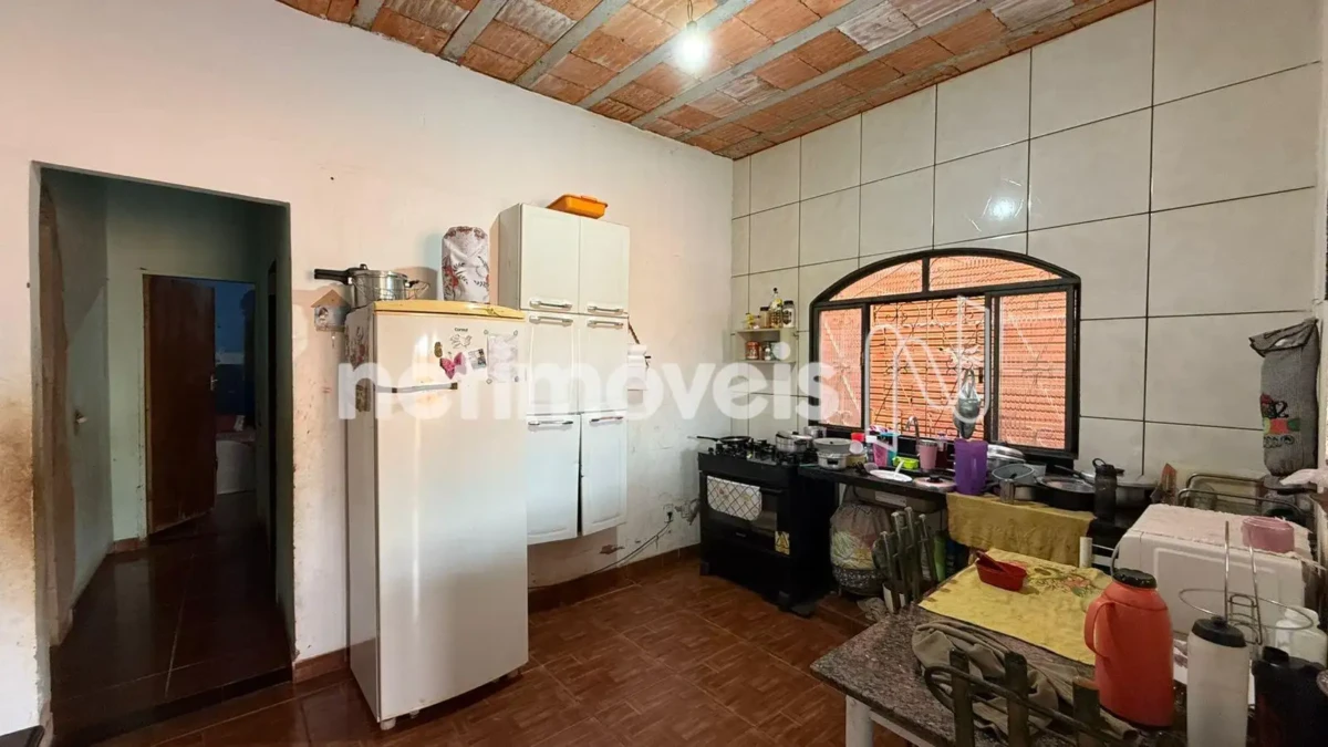 Casa para Venda com 4 quartos no bairro Carmelo