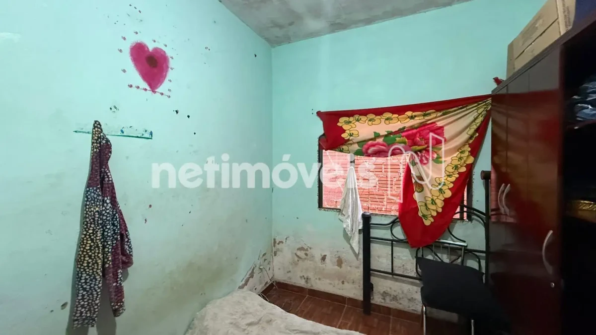 Casa para Venda com 4 quartos no bairro Carmelo