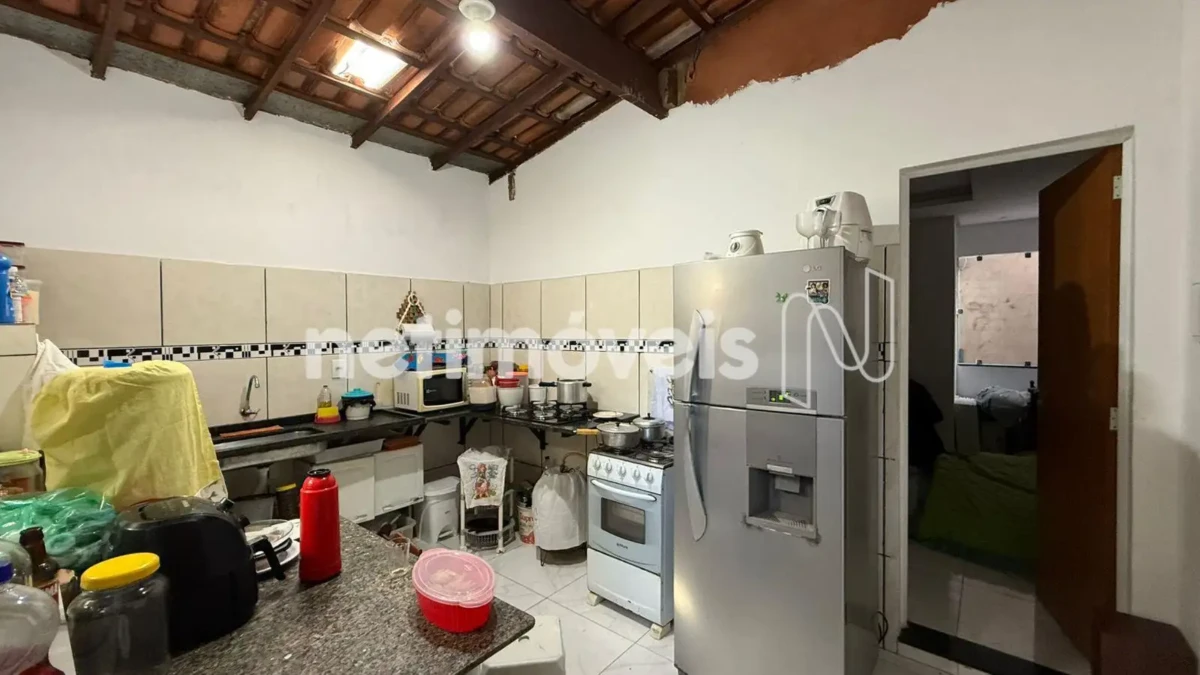 Casa para Venda com 4 quartos no bairro Carmelo