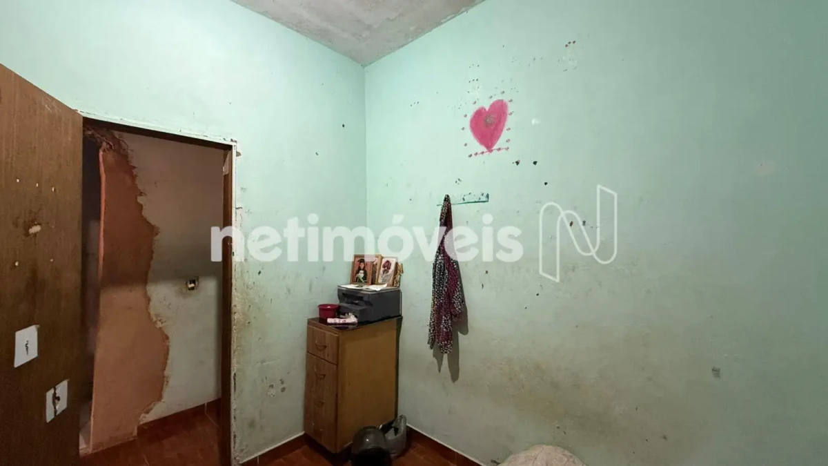 Casa para Venda com 4 quartos no bairro Carmelo