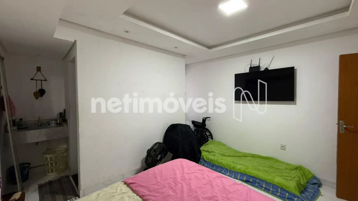 Casa para Venda com 4 quartos no bairro Carmelo