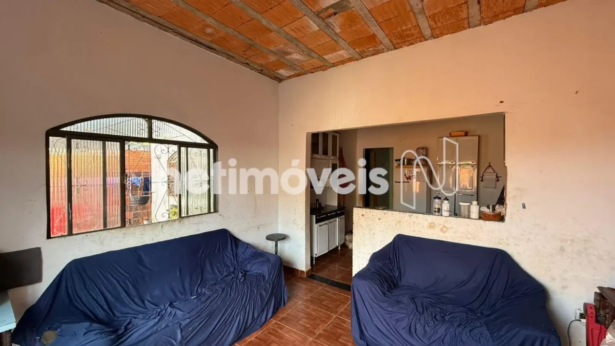 Casa para Venda com 4 quartos no bairro Carmelo