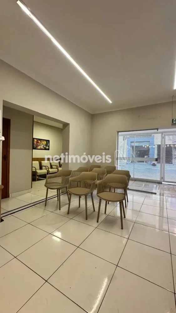 Casa para Venda com 4 quartos no bairro Centro