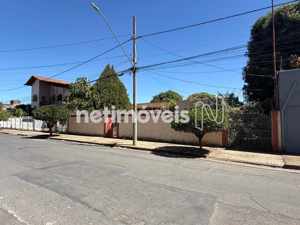 Casa para Venda com 4 quartos no bairro Jardim São Luiz