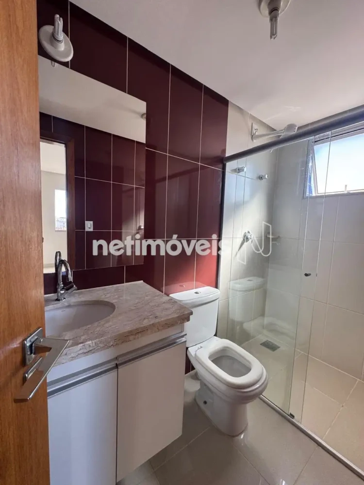 Apartamento para Venda com 3 quartos no bairro Cândida Câmara
