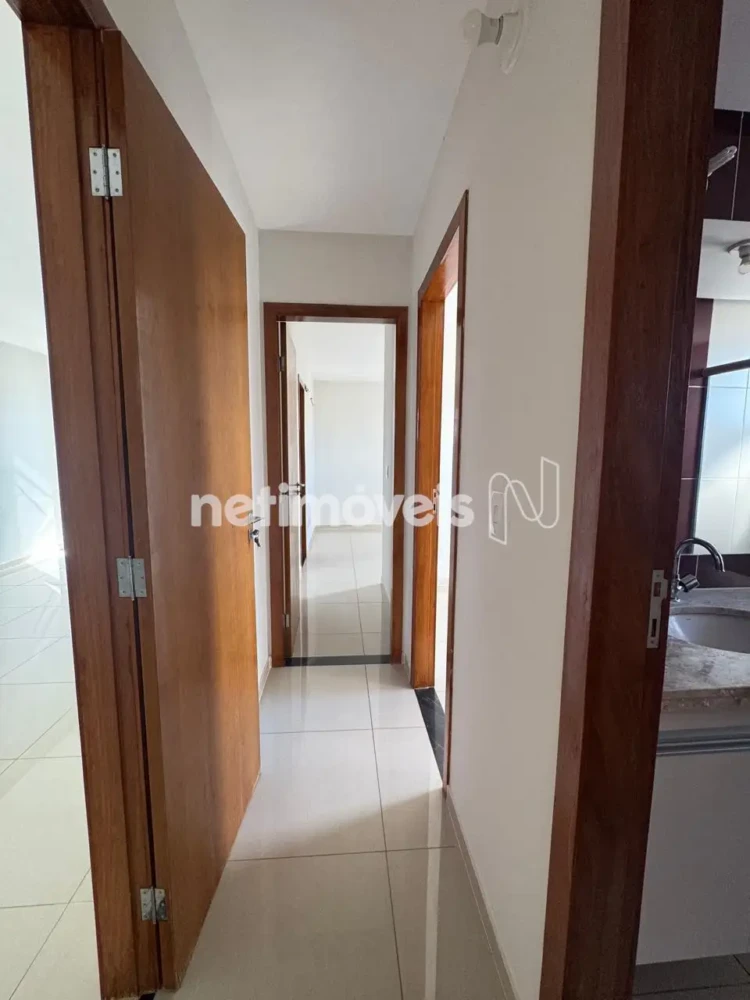 Apartamento para Venda com 3 quartos no bairro Cândida Câmara