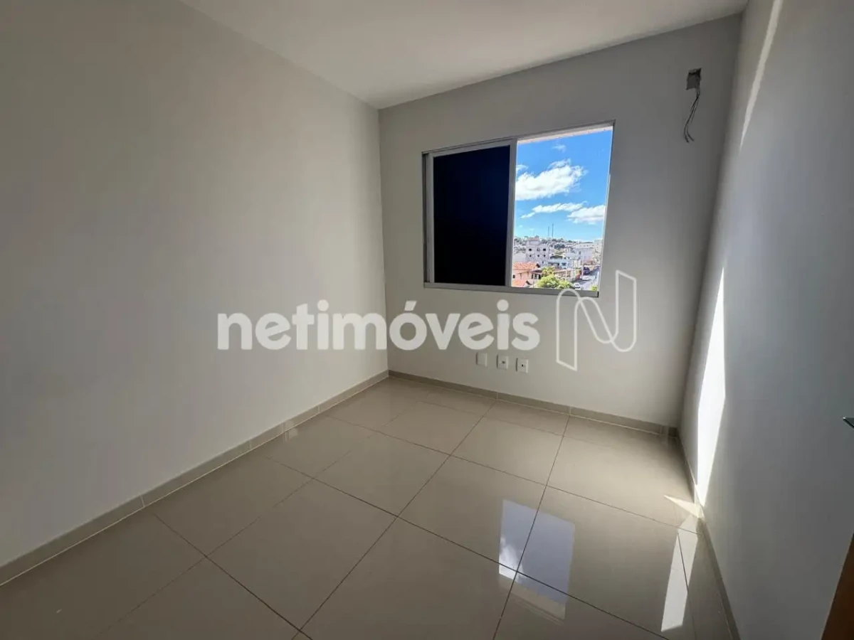 Apartamento para Venda com 3 quartos no bairro Cândida Câmara