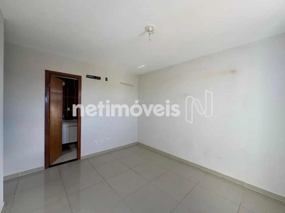 Apartamento para Venda com 3 quartos no bairro Cândida Câmara