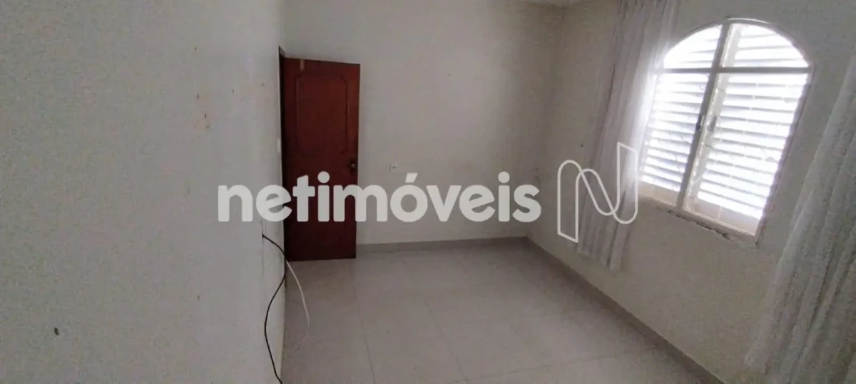 Casa para Venda com 3 quartos no bairro Centro