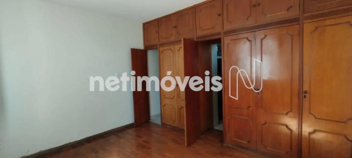 Casa para Venda com 3 quartos no bairro Centro