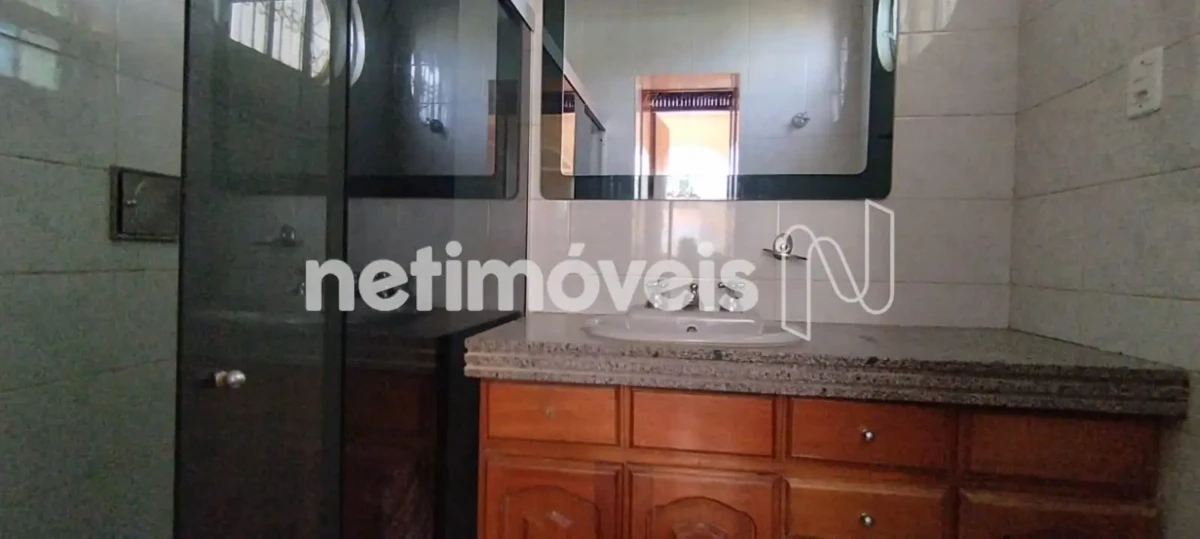 Casa para Venda com 3 quartos no bairro Centro
