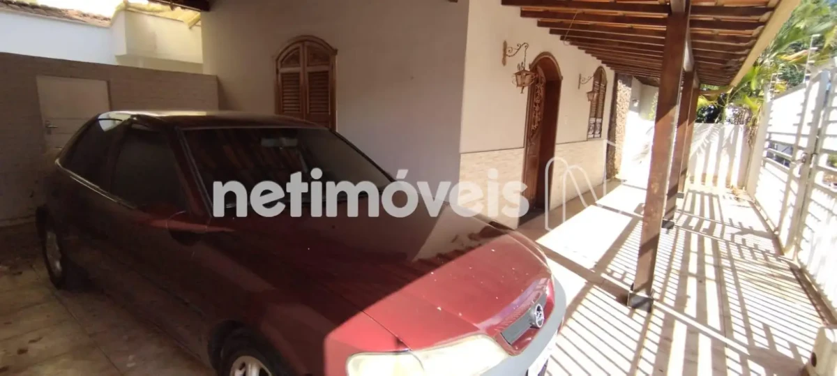 Casa para Venda com 3 quartos no bairro Centro