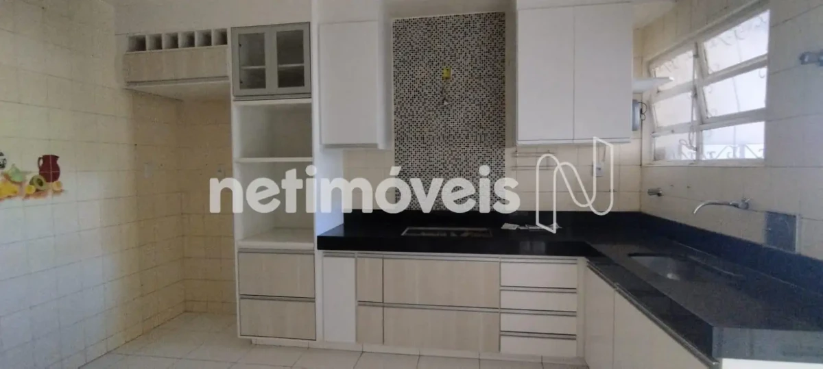 Casa para Venda com 3 quartos no bairro Centro