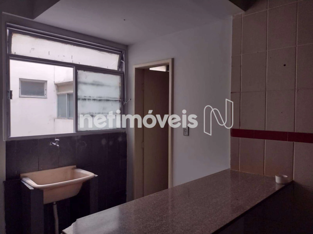 Apartamento para Venda com 3 quartos no bairro São José