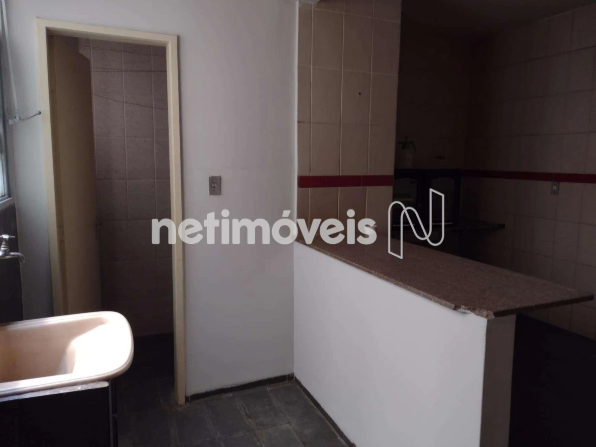 Apartamento para Venda com 3 quartos no bairro São José