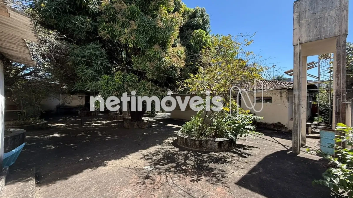 Casa para Venda com 4 quartos no bairro Melo