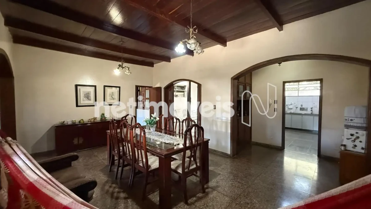 Casa para Venda com 4 quartos no bairro Melo