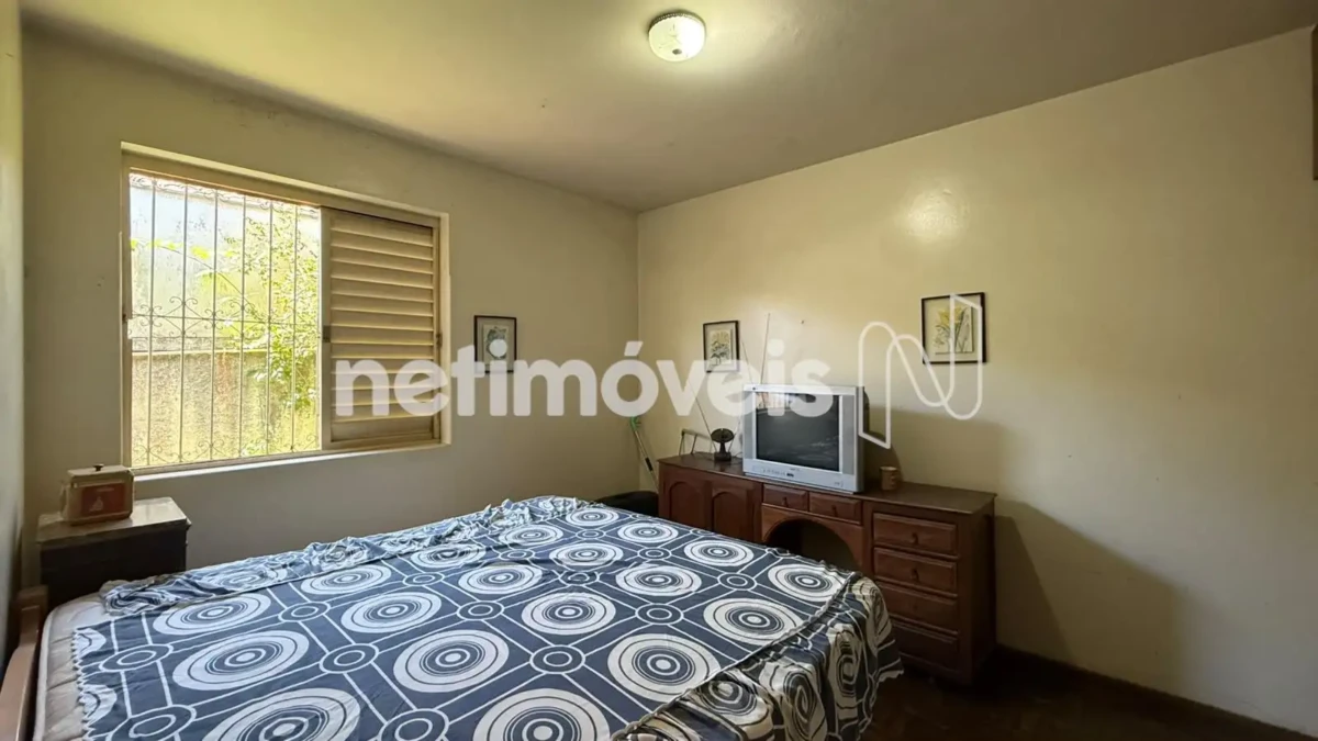 Casa para Venda com 4 quartos no bairro Melo