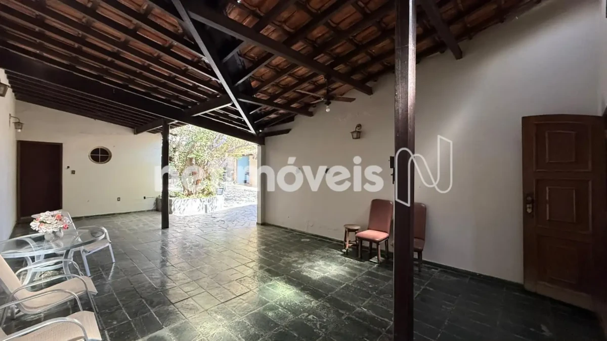 Casa para Venda com 4 quartos no bairro Melo