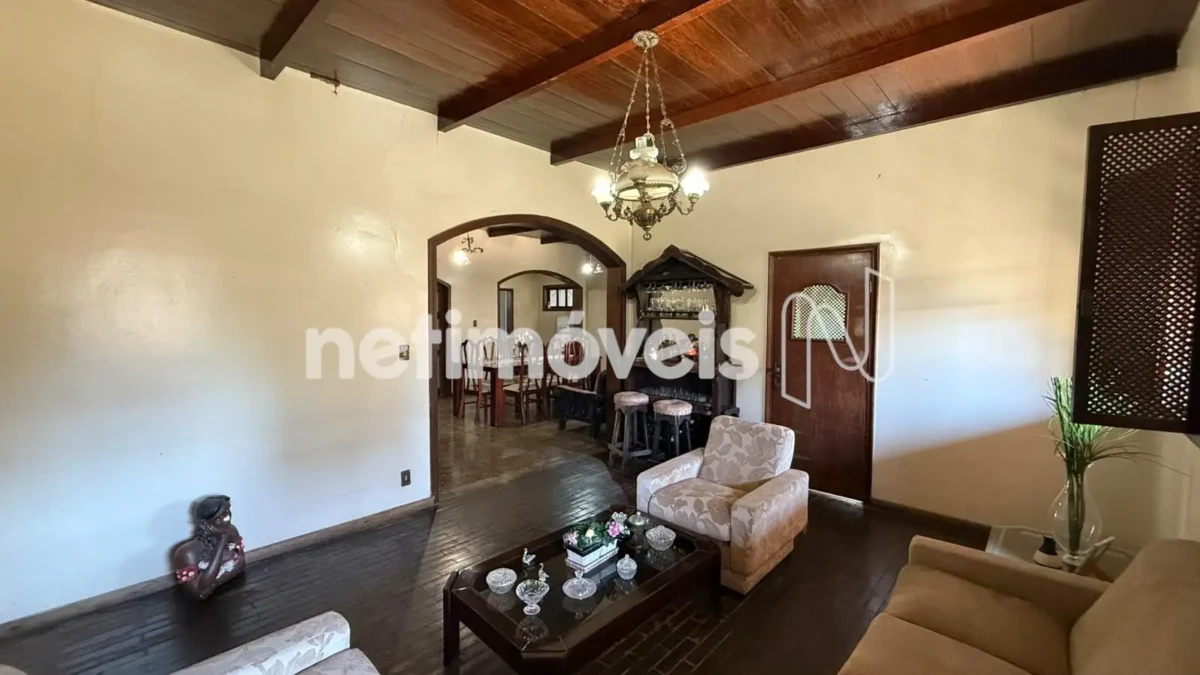 Casa para Venda com 4 quartos no bairro Melo