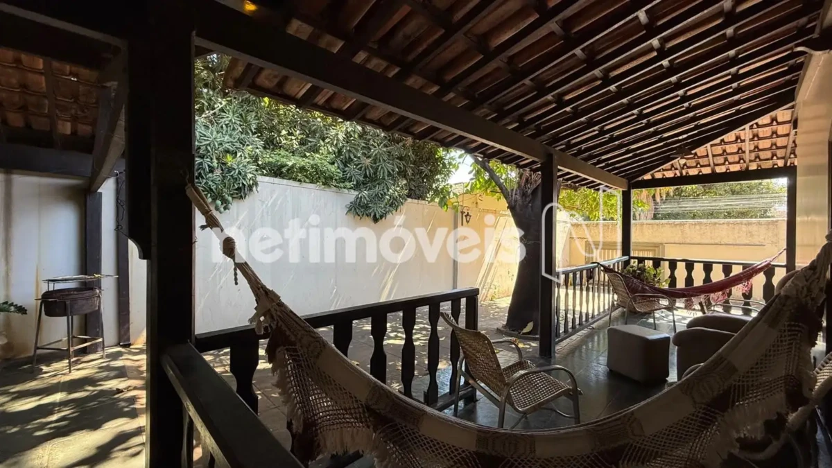 Casa para Venda com 4 quartos no bairro Melo