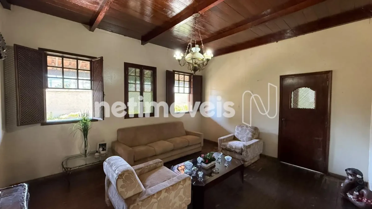 Casa para Venda com 4 quartos no bairro Melo