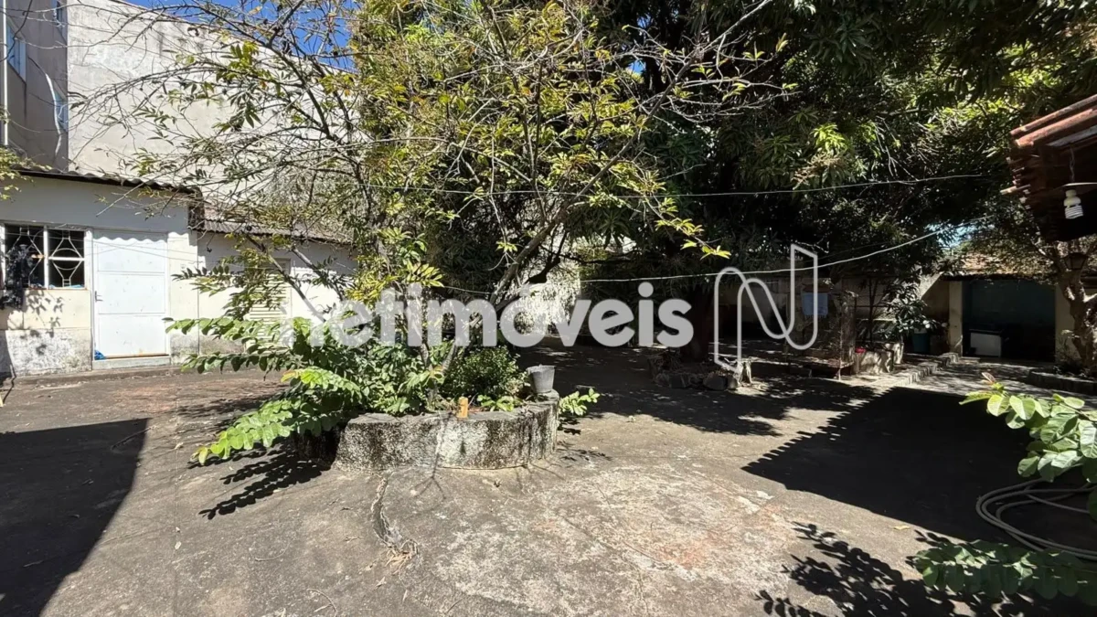 Casa para Venda com 4 quartos no bairro Melo