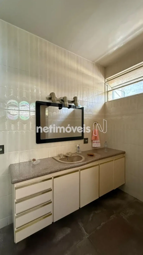 Casa para Venda com 4 quartos no bairro Melo