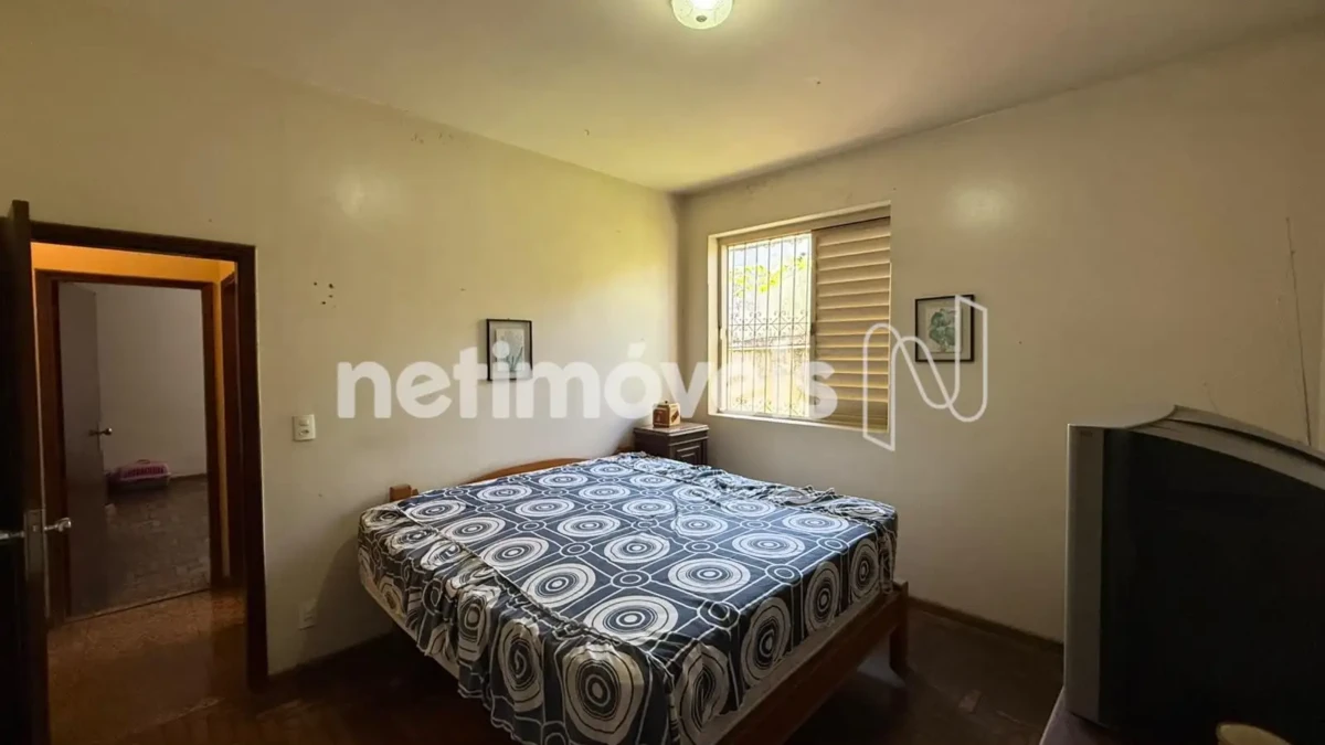 Casa para Venda com 4 quartos no bairro Melo
