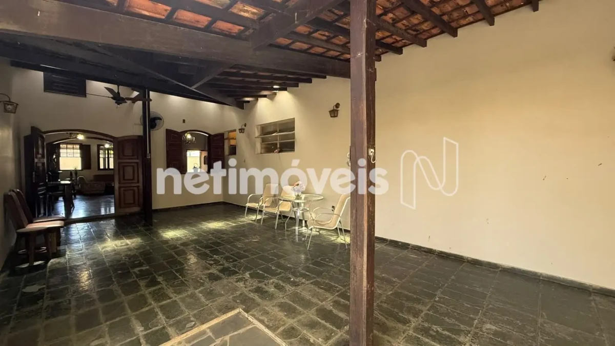 Casa para Venda com 4 quartos no bairro Melo