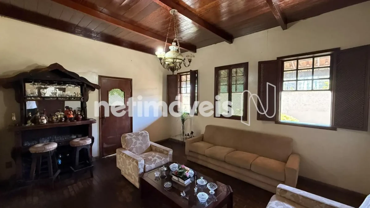 Casa para Venda com 4 quartos no bairro Melo